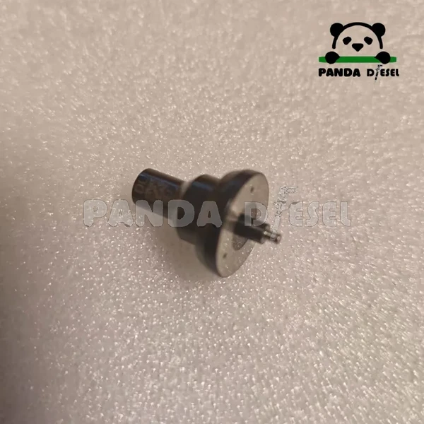 Форсунка дизельного двигателя KM202, арт. 4902924, для инжектора M11, арт. 4902921